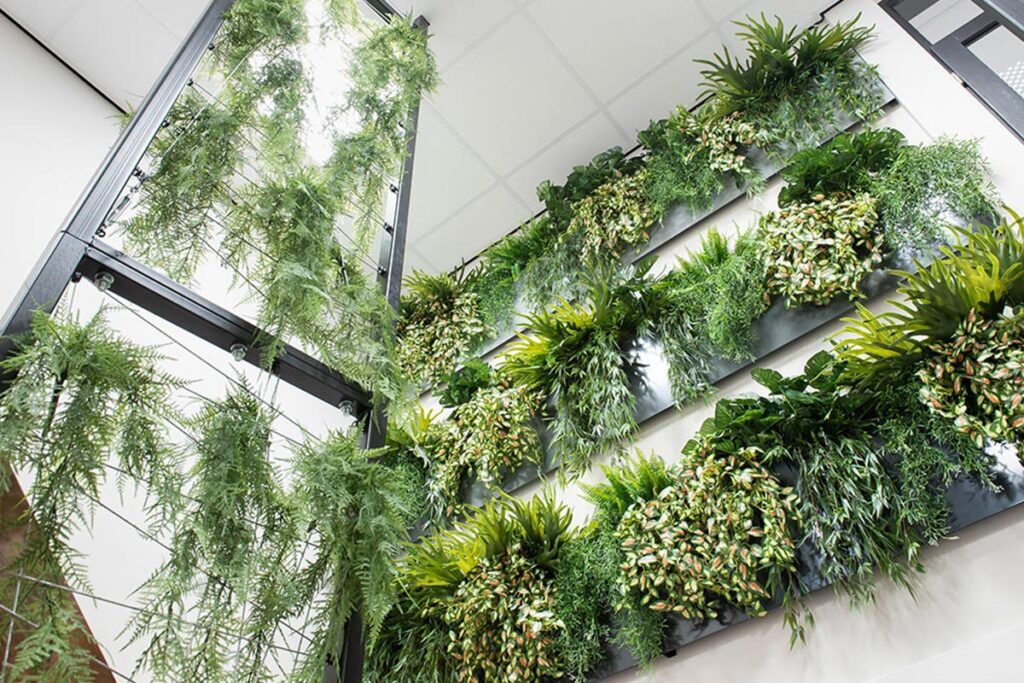 Planten onderhouden zelf doen of uitbesteden