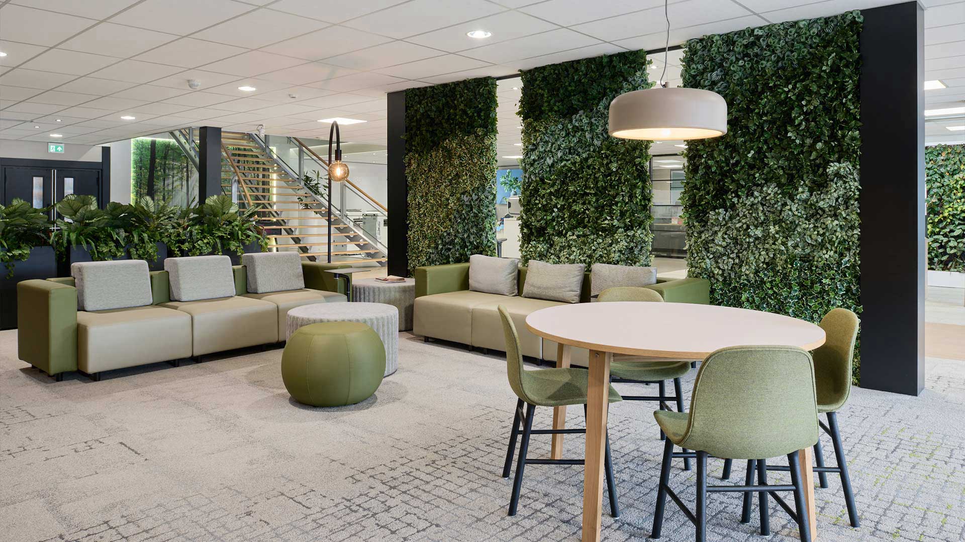Groene wanden en moswanden voor bedrijven